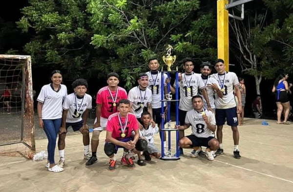 202508 Futbol Cancha El Transito Nicaragua 2